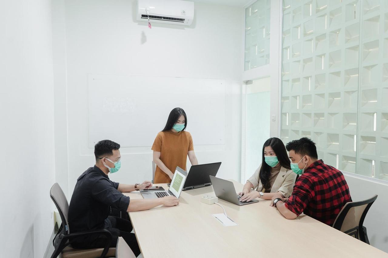 Social Hub By Twospaces Jakarta Exterior photo